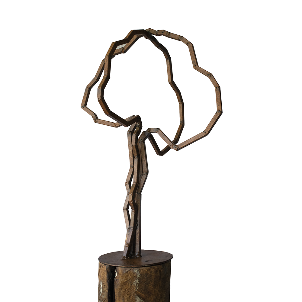 Escultura da coleção "Árvore e Solo"