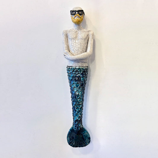 Gente com escamas | Escultura de Parede em Cerâmica | Álvaro Santos