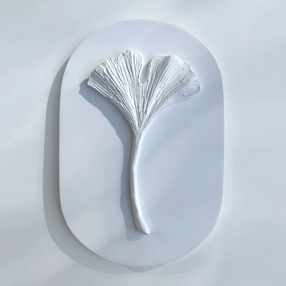 Folhinha Ginkgo Biloba | Escultura de Parede em Gesso | Iva Viana